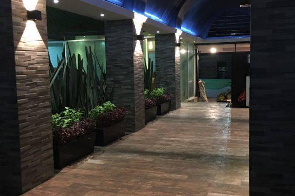 38036476_303828730183598_7621764846547107840_o-600x400