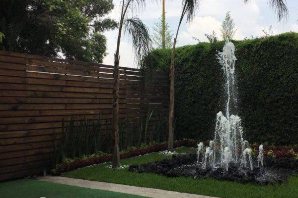 38156662_303832596849878_5005702525706305536_n-600x400